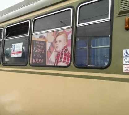 Julia Kołodziej - Krakowski tramwaj numer 8 jeździ dla Juleczki
